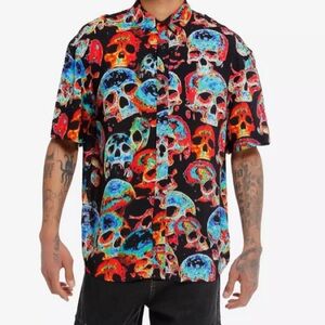 Hot Topic Men's Multicolor Skull Print Shirt